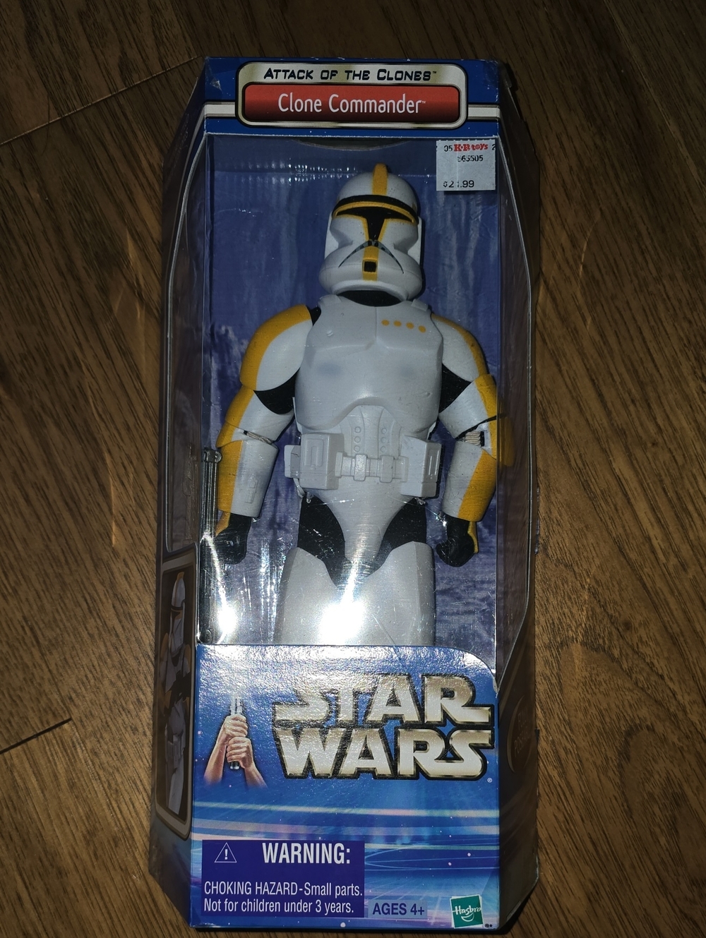 Hasbro Star Wars Clone Commander Figure - White & Yellow
